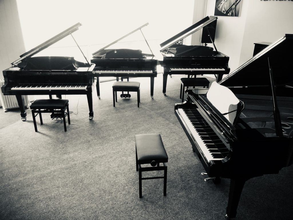 yamaha grand pianos